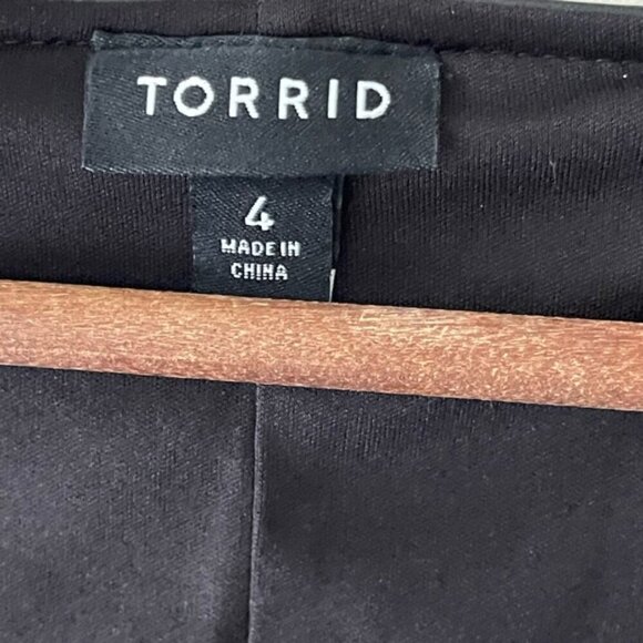 Torrid Black Faux Leather Lace-Up Peplum Top size 4X vegan leather sleeveless - Picture 6 of 10